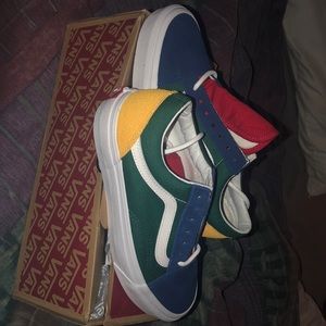 OLD SKOOL YACHT CLUB VANS !!!!!!! HMU ASAP